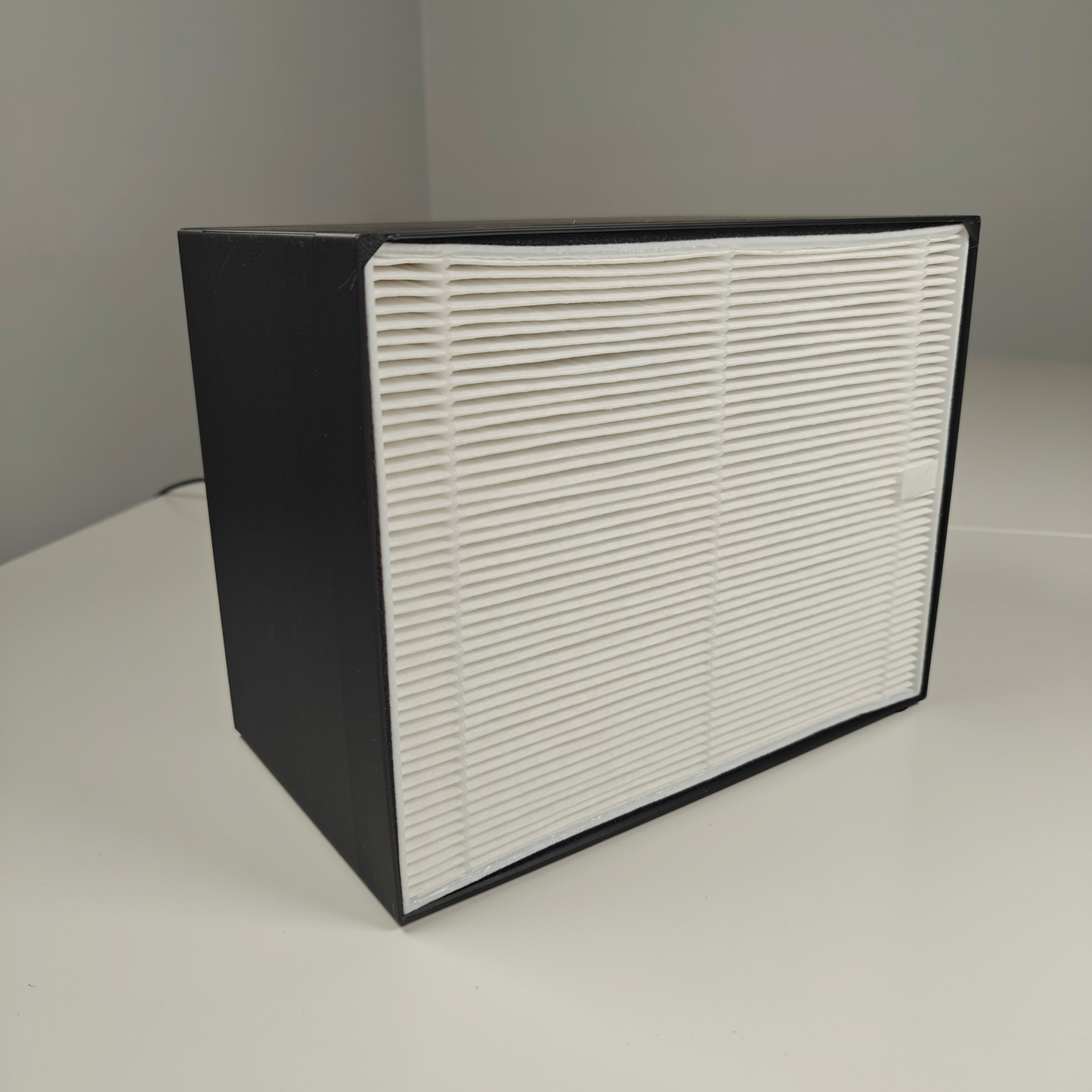 Laminar Flow Hood - HEPA filter, Mycology works with high success rates 200x255