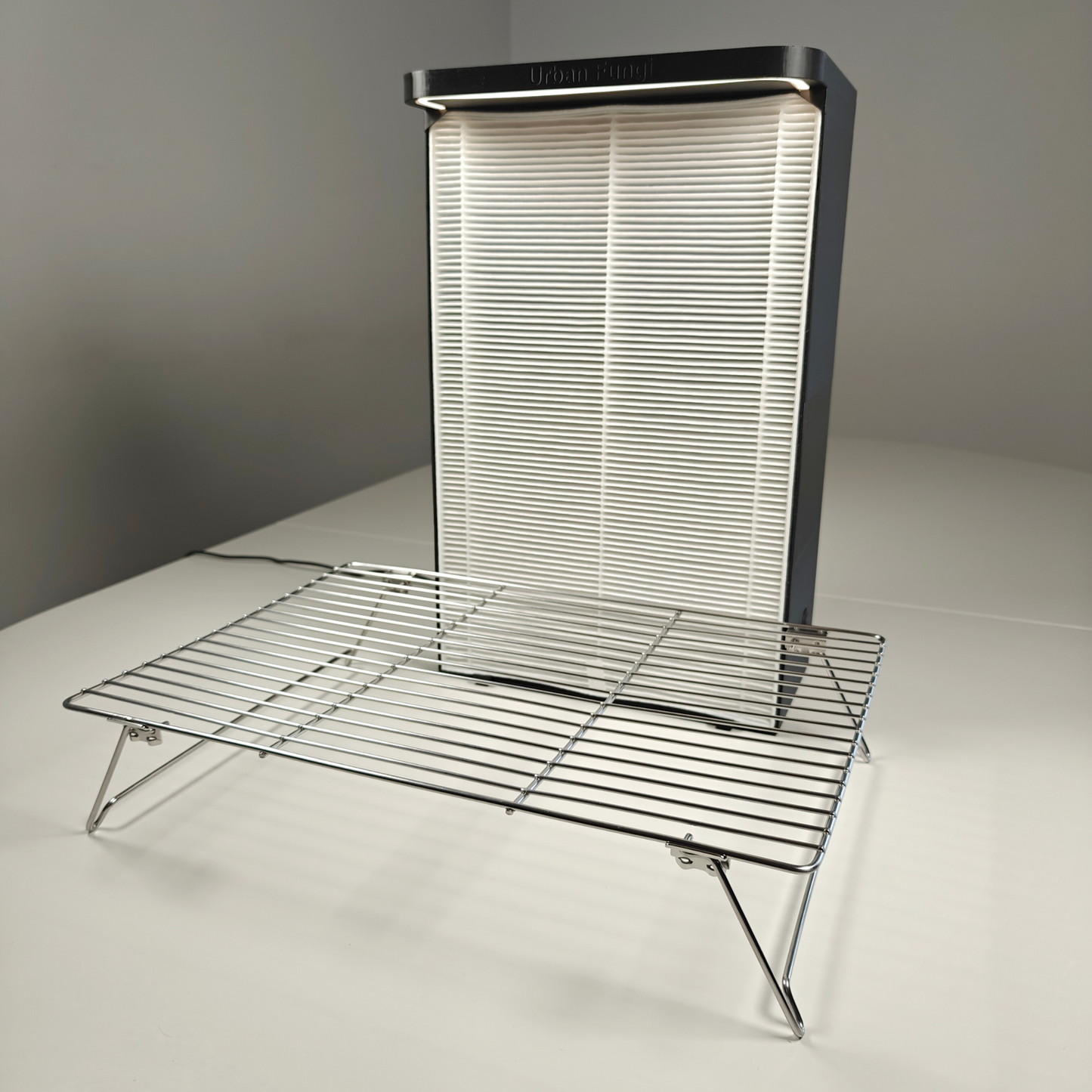 Laminar Flow Hood - HEPA filter, Mycology works with high success rates 410x255
